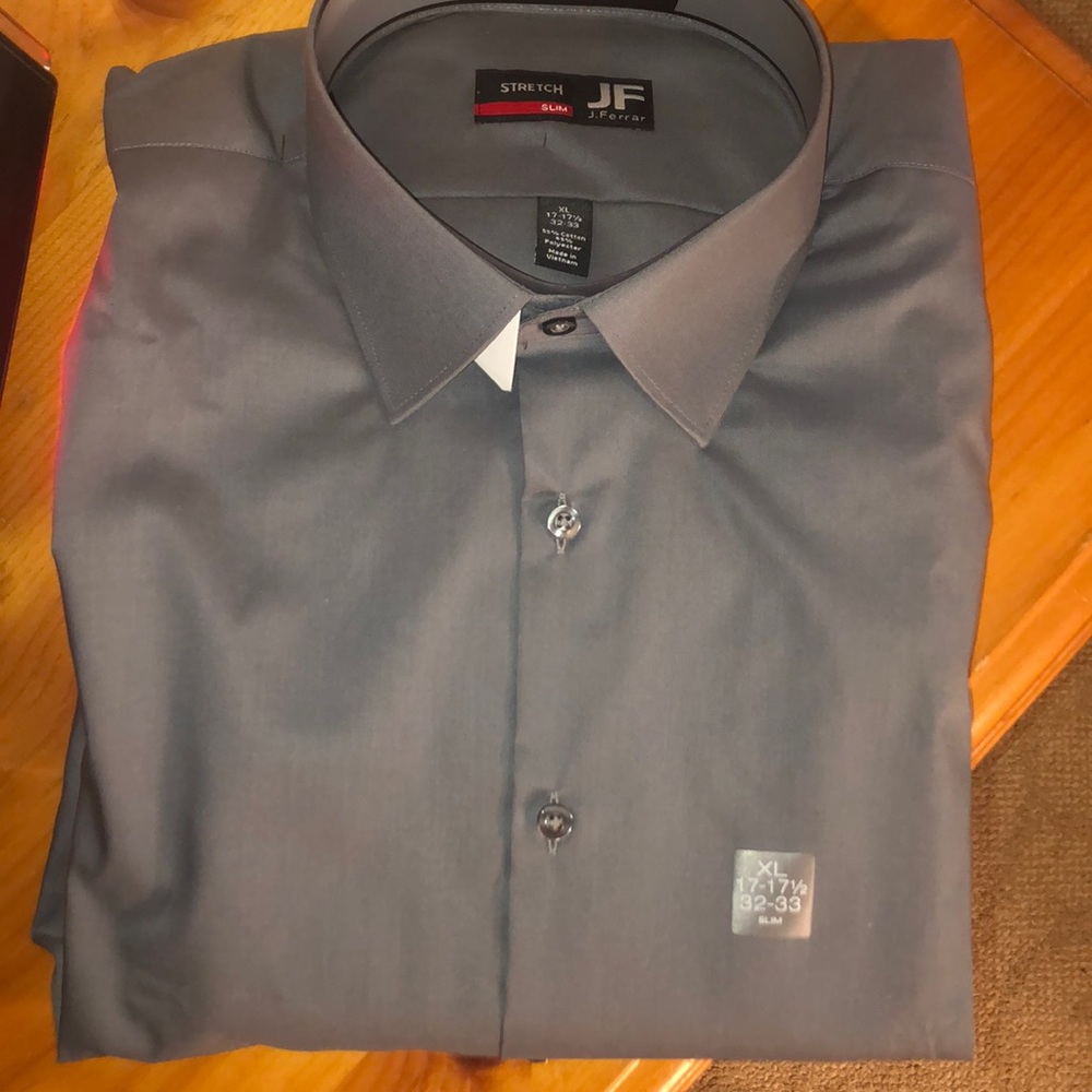 Men’s long sleeved bottom down shirt
